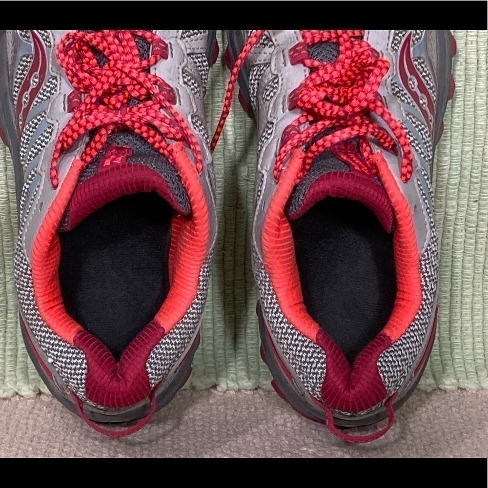 Saucony Women's Excursion TR 11 Grey Red Trail/Running Sneaker Shoes Size 7 - Picture 10 of 11
